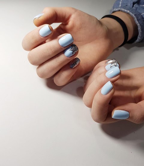 Nailzz Студия Маникюра