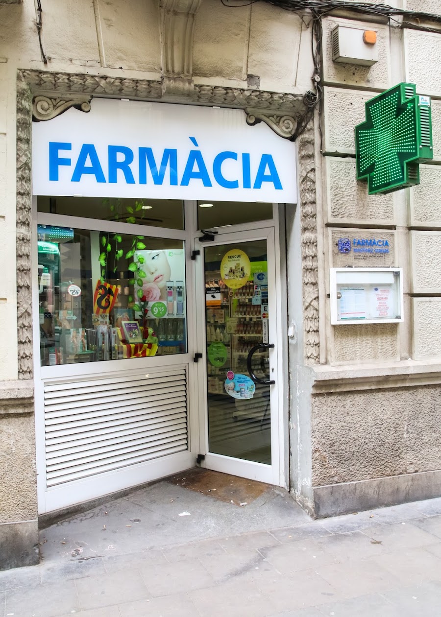 Foto farmacia FARMÀCIA CHARO