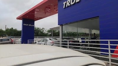 photo of Maruti Suzuki TRUE VALUE (KD Motors, Kutch, Commerce College Road)