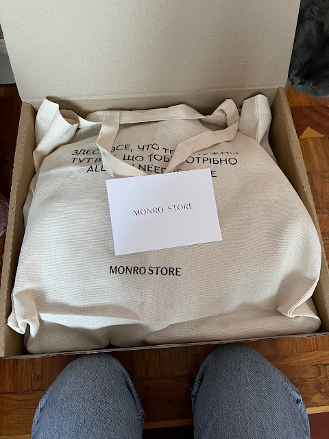 Monro Store