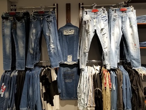 Jeans svit