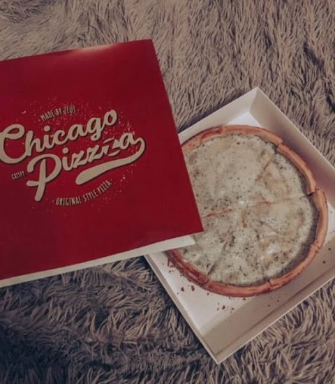 Chicago Pizzzaa made by Zeus