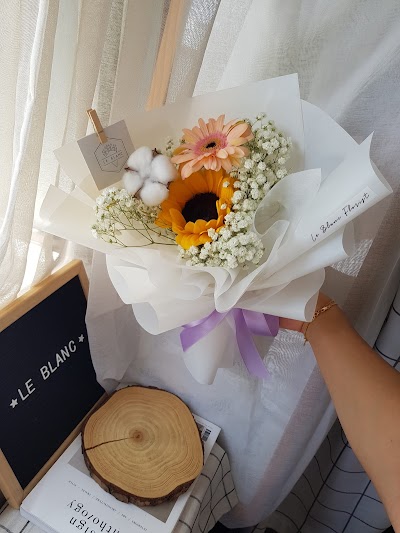 photo of Le Blanc Florist (Online only)