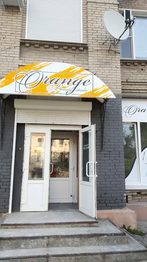 Orange beauty studio