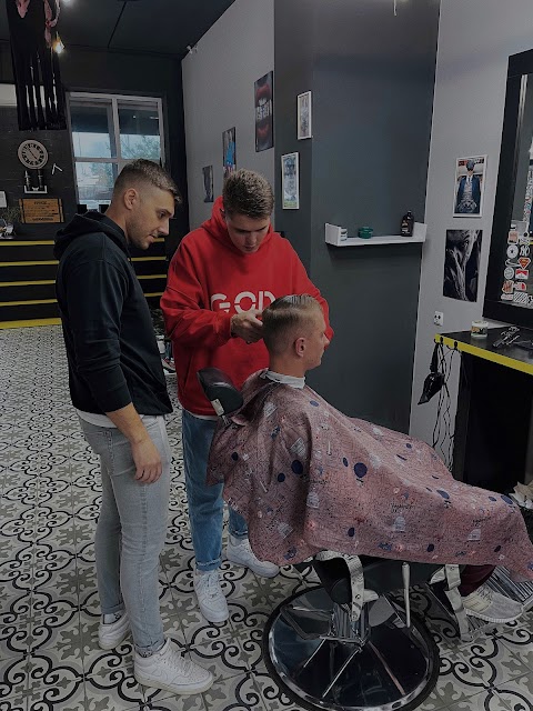 Man’s Street Barbershop