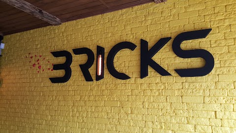 Bricks. Coffee & Dessert