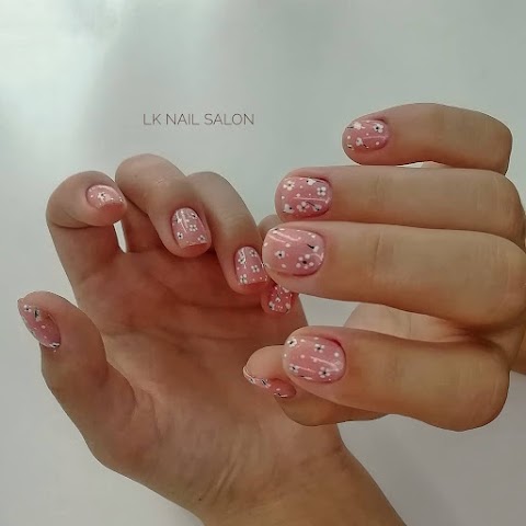 Манікюрна студія Nail Salon LK