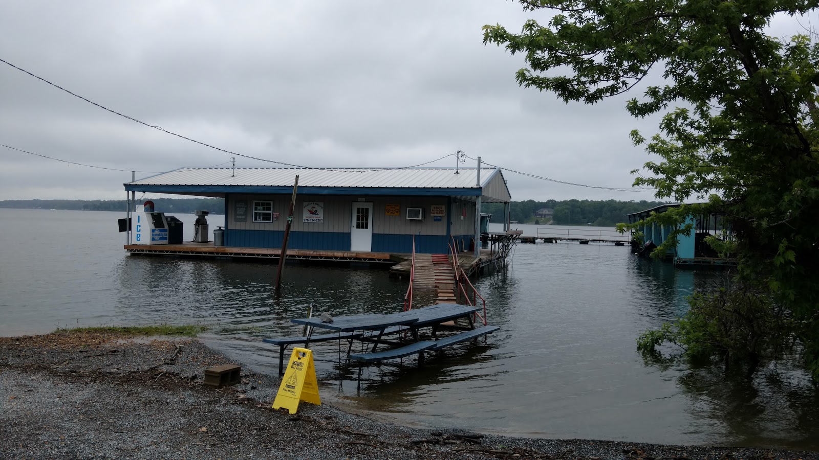 Lakeside Campground & Marina