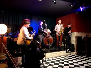 LV Cafe jazz club