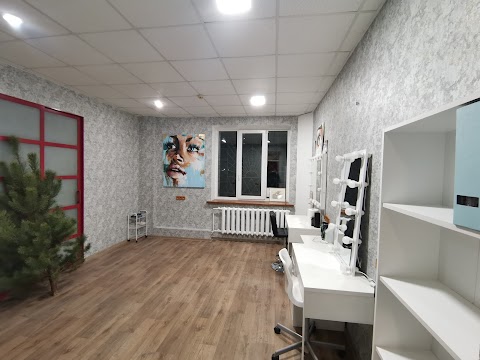 Студія краси NovaЯ Make up room L.Pohodzey