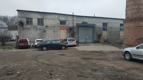 Станція технічного обслуговування GARAGE