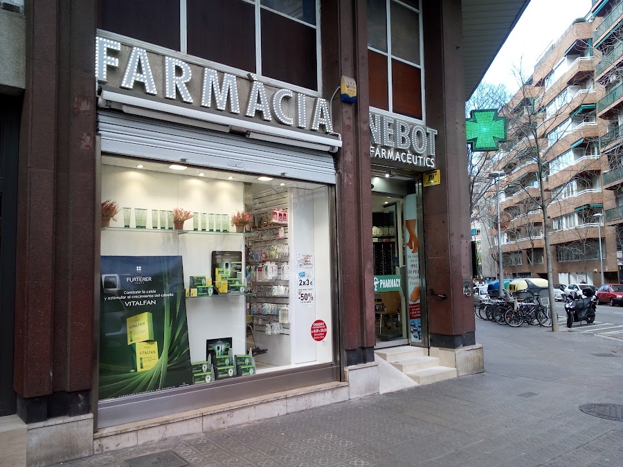 Foto farmacia Farmàcia Nebot Salabert, Alex