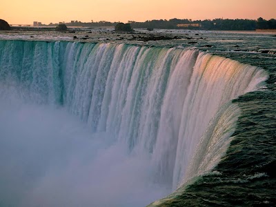 photo of Niagara Falls Sightseeing Tours Canada