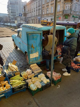 Привокзальний ринок