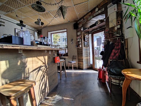 Vagabond Cafe & Vintage Corner