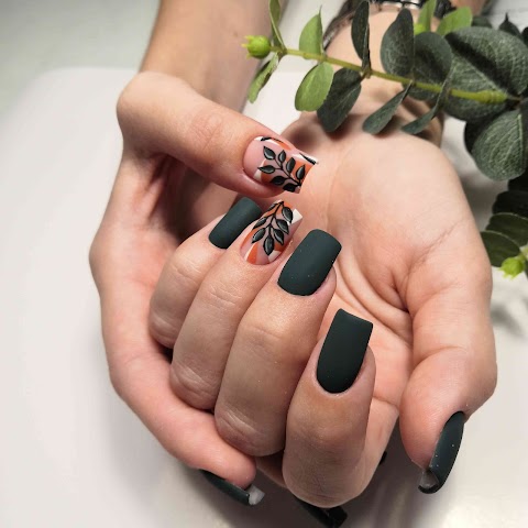 Студия маникюра Nails factory