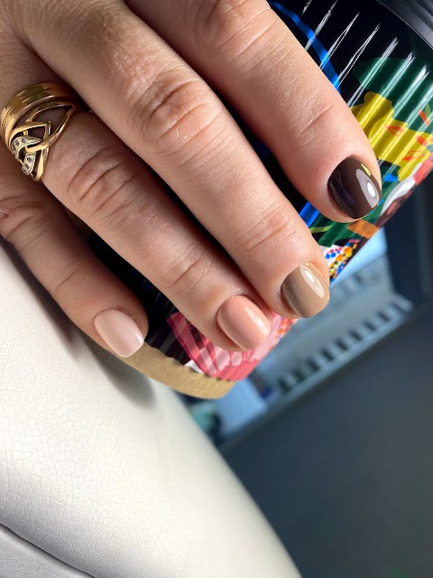 Маникюр и педикюр Левобережная Eva nail art