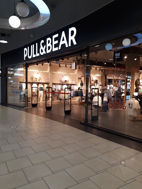 Pull and Bear