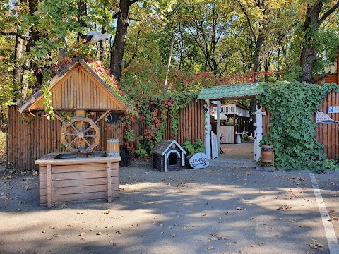 DUBKI ROADSIDE restaurant