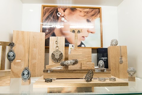 Tesoro Jewelry