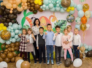 Лімпопо Family Club: початкова школа, дитячий садок, літній табір