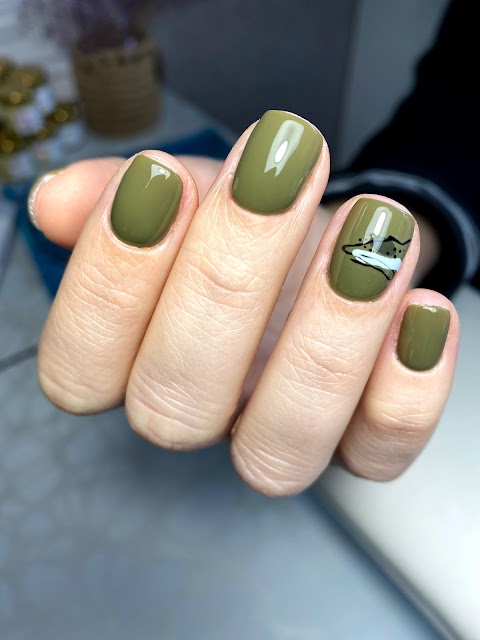 Маникюр и педикюр Левобережная Eva nail art