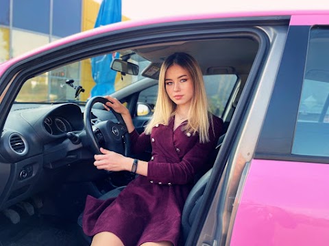 Pink Taxi