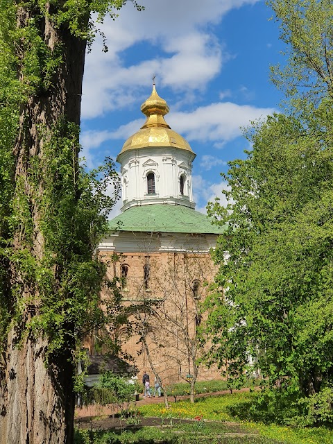 Свято-Михайлівський Видубицький чоловічий монастир