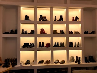 Обувь Point-G Shoes Showroom