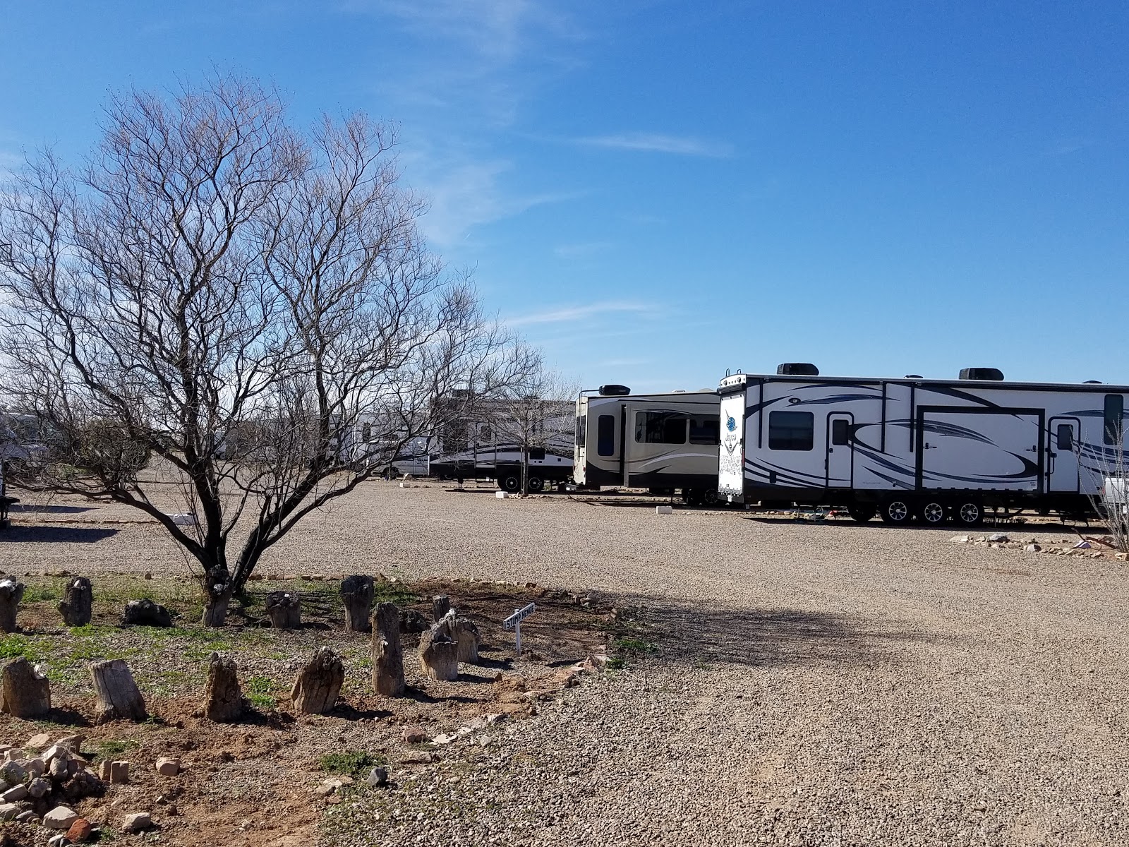 Low-Hi RV Ranch