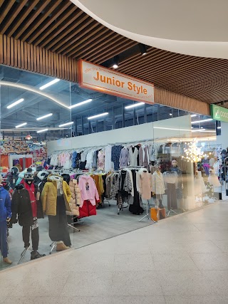 Junior Style одят та взуття для дітей