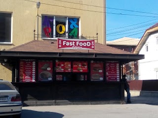 Fast Food у Лєри