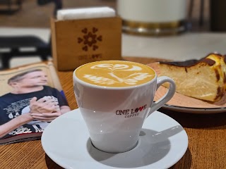 ONE LOVE coffee ЦУМ