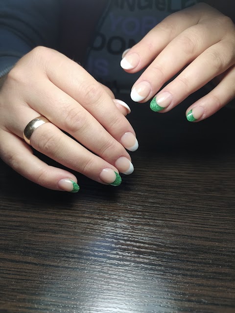 Маникюр, педикюр, наращивание ногтей | Viktoriya_nails_dnepr