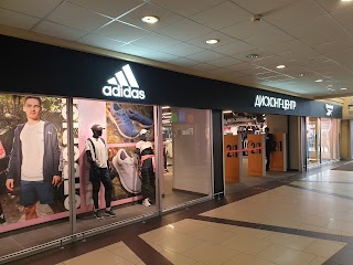 Дисконт-центр Adidas & Reebok