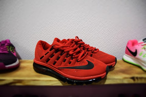 Krossi.com.ua - Спортивные кроссовки для бега Nike