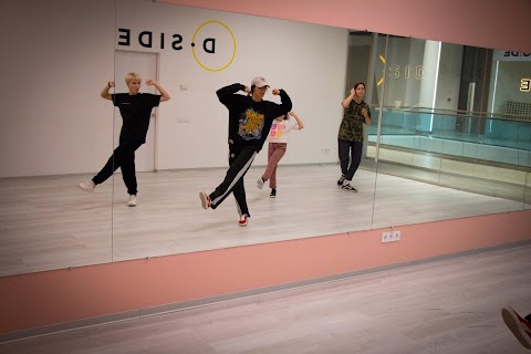 D.Side Dance Studio