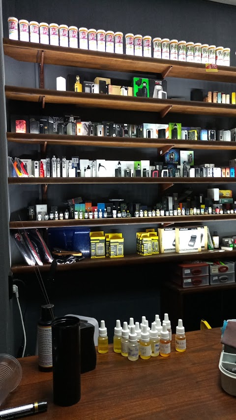 Vape Shop P2 & Coffee