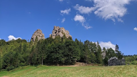 Заповідник Tустань