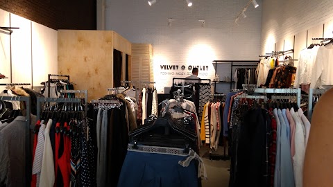 velvet outlet