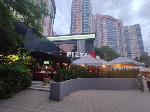 Pizza & Grill