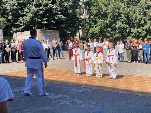 Школа Тхеквондо, Хапкидо, Комбатан