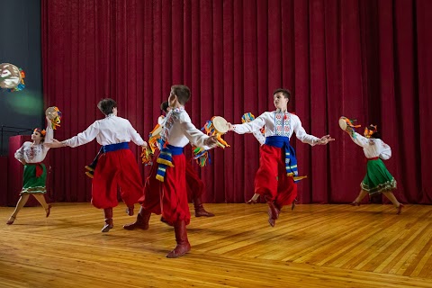 ОБ'ЄДНАННЯ ГРОМАДЯН ЦЕНТР НАРОДНОЇ ХОРЕОГРАФІЇ ВЕСНЯНОЧКА