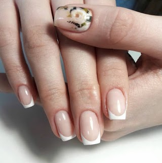 Ногтевой сервис "Art Nails"