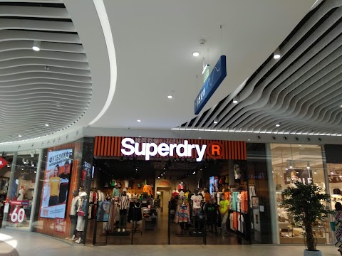 Superdry ®