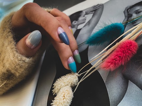 Black Diamond Nails