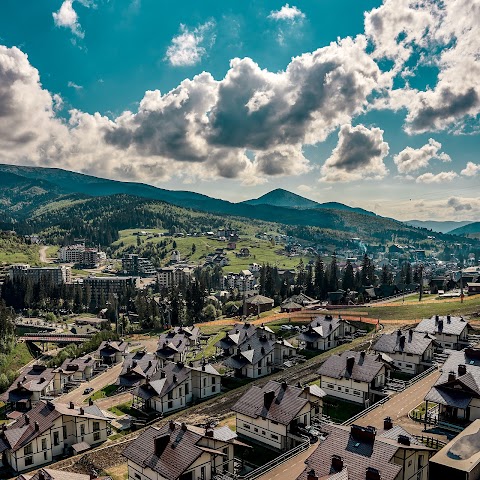 SKY GARDEN by Mountain Residence