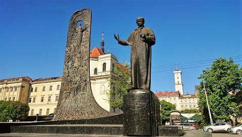 Пам'ятник Тарасові Шевченку