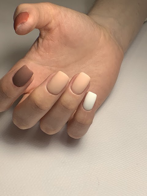 Master Nails