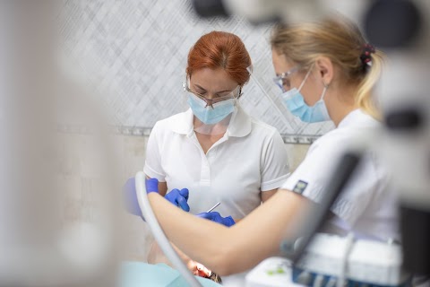 Самарська Наталія Володимирівна лікар-стоматолог